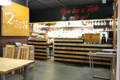 Ресторан Must Love запрошує в свою команду Кухаря на піце